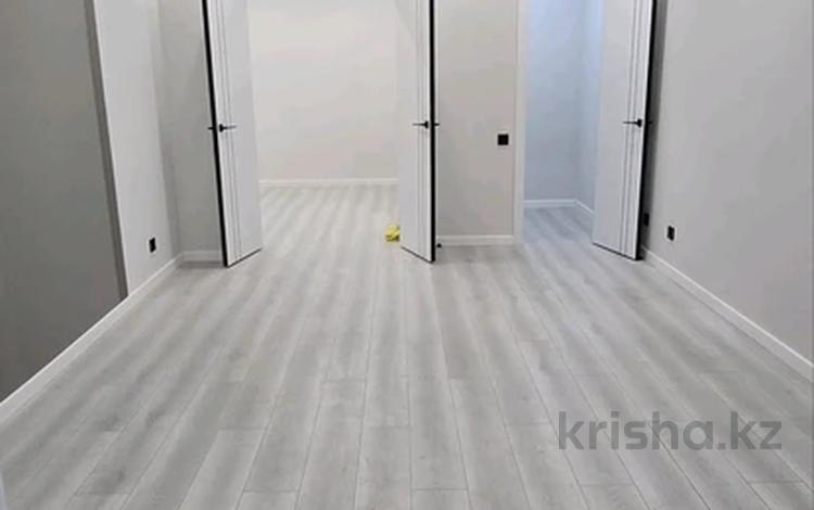 2-бөлмелі пәтер · 90 м² · 7/13 қабат, Мукан Тулебаев 5, бағасы: 36 млн ₸ в Астане, Алматы р-н — фото 2