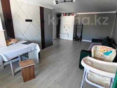 2-бөлмелі пәтер · 40 м² · 8/8 қабат, мкр Уркер, Айтеки би, бағасы: 19 млн ₸ в Астане, Нура р-н