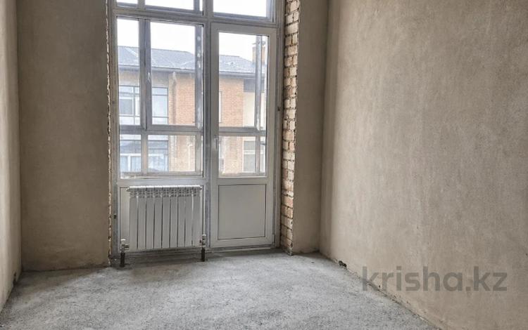 2-комнатная квартира · 56.8 м² · 5/5 этаж, мкр Новый Город, Анжерская — Академия "Болашак", Карагандинский экономический университет Казпотребсоюза, Колледж Экономики Бизнеса и Права за 18.5 млн ₸ в Караганде, Казыбек би р-н — фото 2