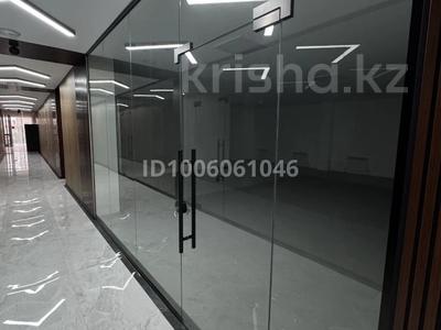 Свободное назначение, офисы, магазины и бутики, образование, кабинеты и рабочие места · 80 м² за 400 000 〒 в Караганде, Казыбек би р-н