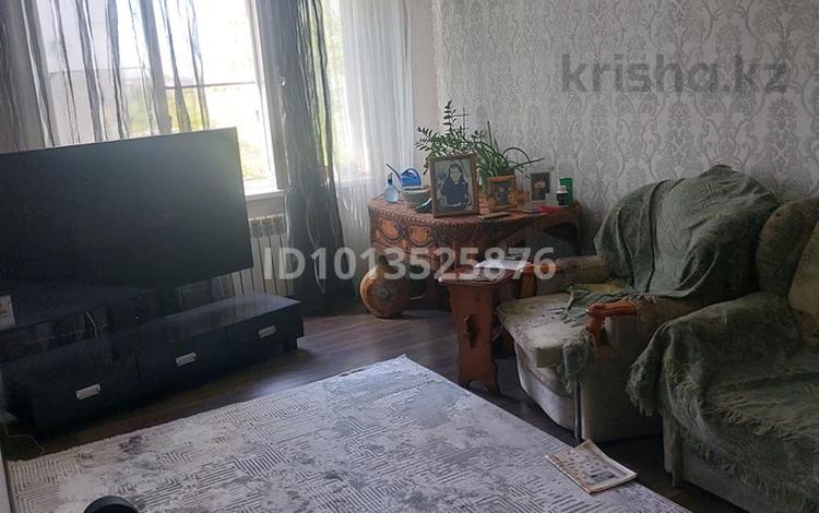 3-комнатная квартира · 70 м² · 4/5 этаж, Старый город 4/1 — Кереева 4/1 за 20 млн ₸ в Актобе — фото 2