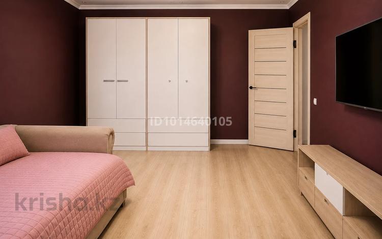 1-бөлмелі пәтер · 37 м² · 2/9 қабат, Шұғыла ш/а., Райымбека 590, бағасы: 28 млн ₸ в Алматы, Наурызбайский р-н — фото 2