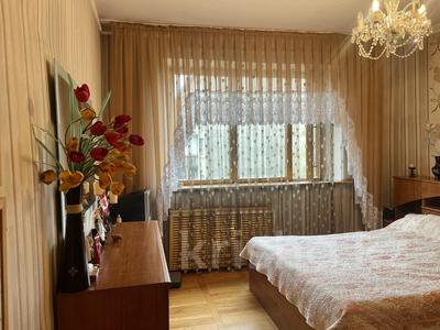 2-комнатная квартира, 69 м², 3/5 этаж, Ауэзова — Абая за 53 млн 〒 в Алматы, Алмалинский р-н