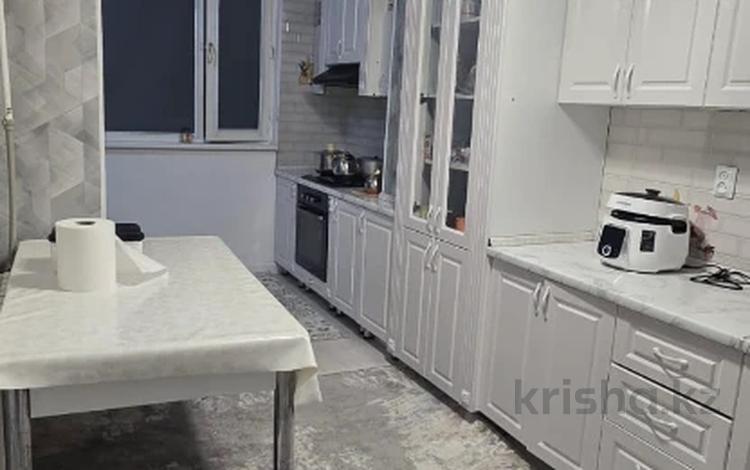 3-комнатная квартира · 80.8 м² · 4/5 этаж, 27-й мкр 2 за 19 млн ₸ в Актау — фото 4