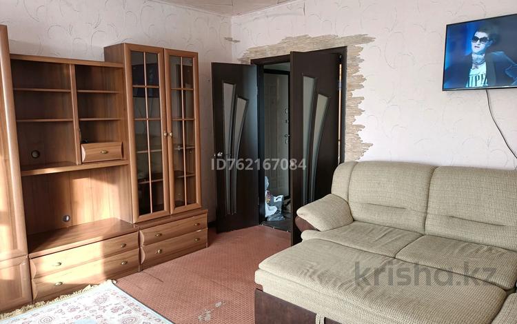 1-комнатная квартира · 37 м² · 8/10 этаж, мкр Юго-Восток, Мкр Юго-Восток, мкр Гульдер 1 11 — Супермаркет Норма за 16 млн 〒 в Караганде, Казыбек би р-н — фото 2