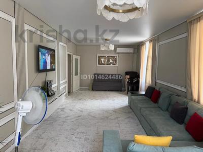 3-комнатная квартира · 90 м² · 1/3 этаж, Аблайхана 17 — Налоговый за 23 млн ₸ в Кентау