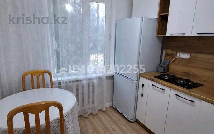 1-комнатная квартира · 33 м² · 2/5 этаж, Жастар 23 за 130 000 ₸ в Талдыкоргане, мкр Жастар — фото 2