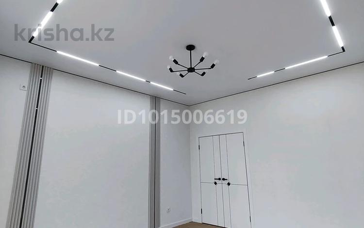 3-комнатная квартира · 65 м² · 4/10 этаж, Алихан Бокейхан 7 за 49.5 млн ₸ в Астане, Есильский р-н — фото 2