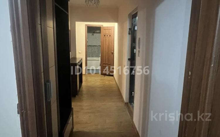 2-комнатная квартира · 52.8 м² · 5/10 этаж, мкр Юго-Восток, Мкр Степной 3 6 за 20 млн ₸ в Караганде, Казыбек би р-н — фото 2