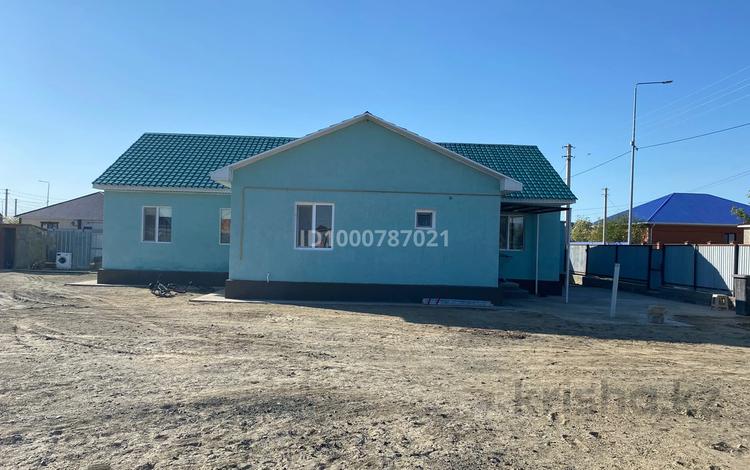 Отдельный дом · 5 комнат · 160 м² · 10 сот., мкр Жулдыз-2, Жамал Карши 36 за 24 млн ₸ в Атырау — фото 2