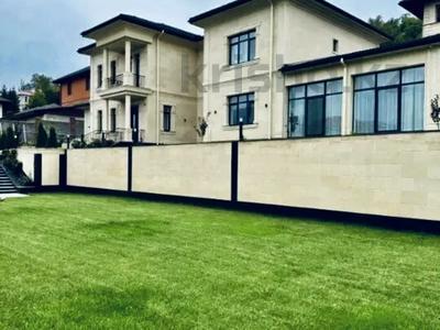Отдельный дом · 7 комнат · 700 м² · 20 сот., мкр Горный Гигант — Жамакаева за 1.9 млрд ₸ в Алматы, Медеуский р-н