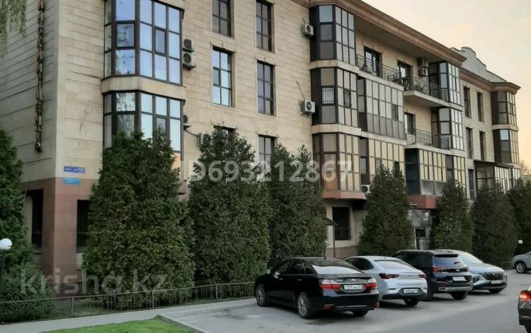 3-комнатная квартира, 96.5 м², 3/4 этаж, мкр Мамыр-4 158а за 87 млн 〒 в Алматы, Ауэзовский р-н — фото 32