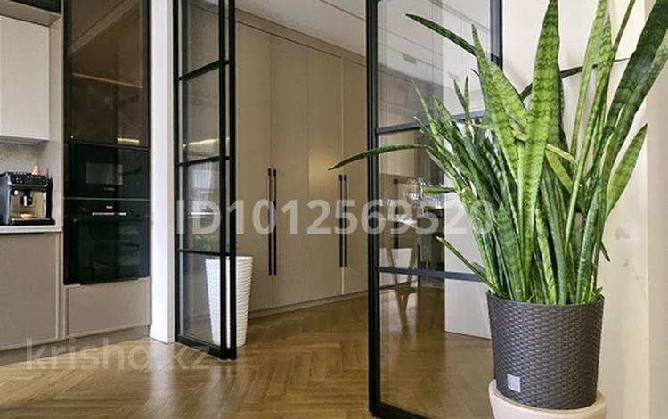 3-бөлмелі пәтер · 130 м² · 1/3 қабат, Құрамыс ш/а., бағасы: 141 млн ₸ в Алматы, Наурызбайский р-н — фото 48