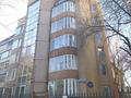 6-комнатная квартира · 227 м² · 5/6 этаж, Валиханова 115а за 230 млн ₸ в Алматы, Медеуский р-н