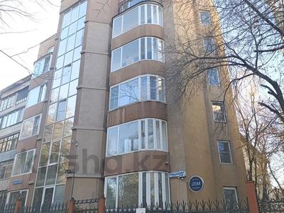6-комнатная квартира · 227 м² · 5/6 этаж, Валиханова 115а за 230 млн ₸ в Алматы, Медеуский р-н
