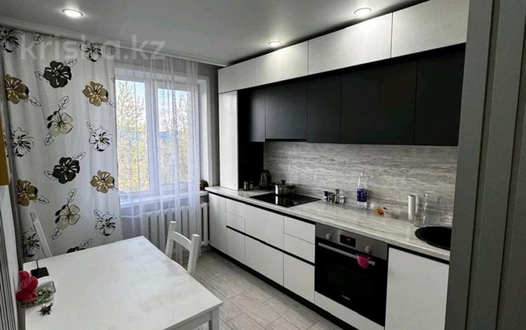 3-бөлмелі пәтер · 65 м² · 5/9 қабат, Валиханова, бағасы: 33.5 млн ₸ в Петропавловске — фото 2
