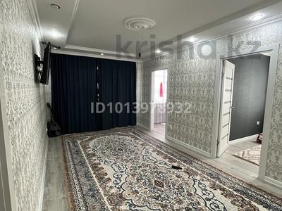 4-бөлмелі пәтер · 63 м² · 5/5 қабат, Кердери 135, бағасы: 18 млн ₸ в Уральске, мкр Школьник