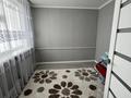 4-бөлмелі пәтер · 63 м² · 5/5 қабат, Кердери 135, бағасы: 18 млн ₸ в Уральске, мкр Школьник — фото 2