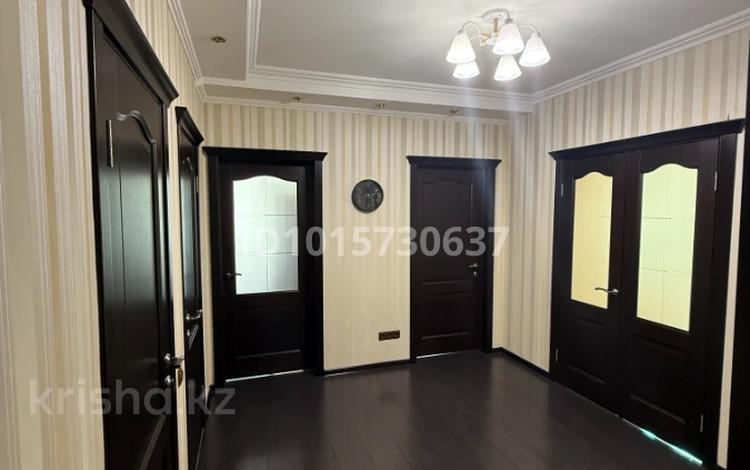 2-бөлмелі пәтер · 66.8 м² · 22/24 қабат, Сарайшык 5б, бағасы: 33.4 млн ₸ в Астане — фото 4