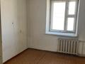 3-комнатная квартира, 63 м², 10/12 этаж, Ауэзова 22 — ОКЕАН. срочно, торг за 20.8 млн 〒 в Семее — фото 3