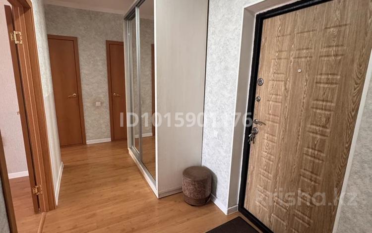 2-комнатная квартира · 60 м² · 10/14 этаж, Сыганак 16 — В районе Хан шатыра по улице Сығанақ первая линия за 300 000 ₸ в Астане, Нура р-н — фото 2