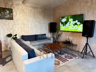 Дача · 4 комнаты · 150 м², жилой массив Кайнар Булак, Виноградная 23 — Магазин Корзинка и магазин Байнар за 100 000 〒 в Шымкенте, Абайский р-н