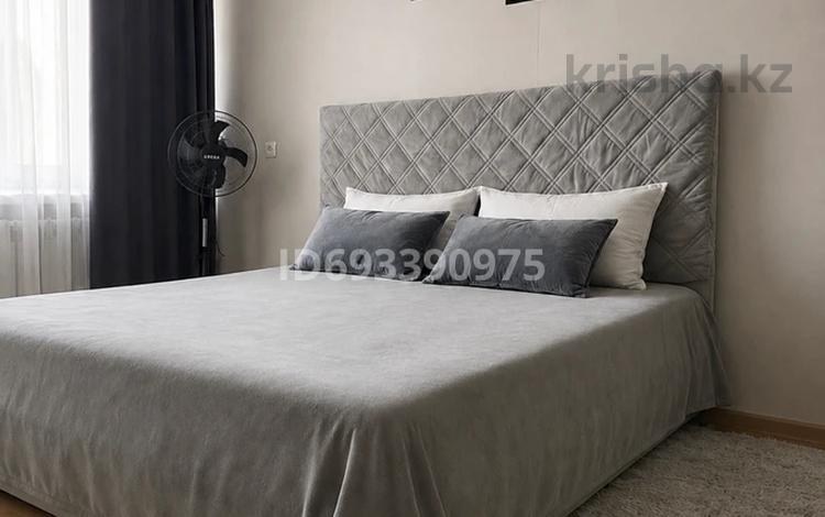 1-комнатная квартира · 40 м² · 5/5 этаж, Мангилик ел 49 — Центр, Цум, Цгб за 10 000 ₸ в Семее — фото 16