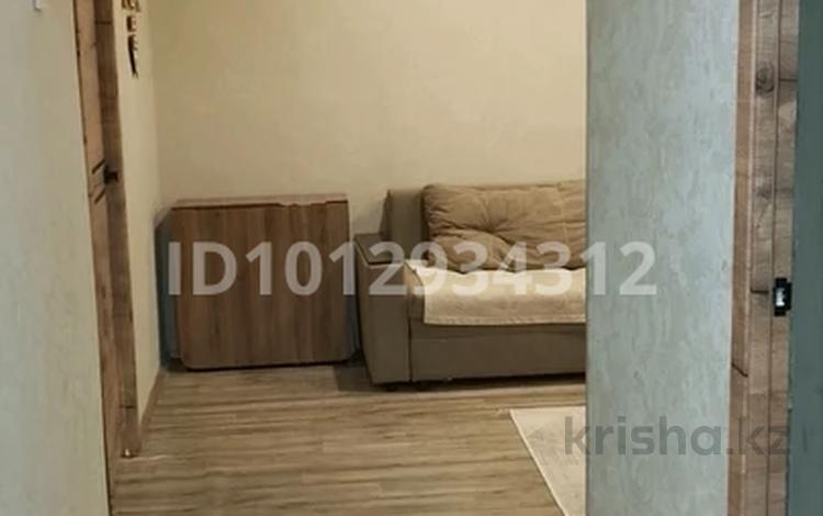 3-бөлмелі пәтер · 57 м² · 5/5 қабат, Солнечная 9, бағасы: 8 млн ₸ в Алтае — фото 2