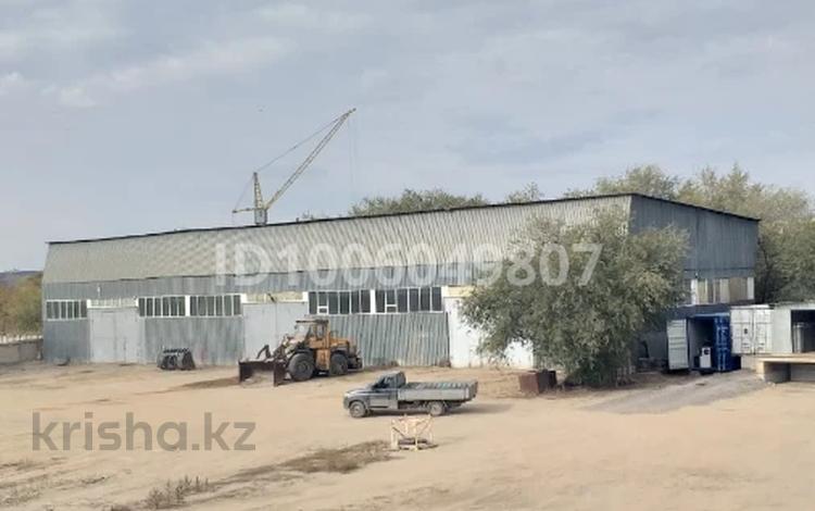 Гараж · 180 м² · мкр Жилгородок, Промзона 140 за 360 000 〒 в Актобе — фото 2