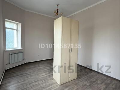 2-комнатная квартира · 100 м² · 2/3 этаж, Пушкина 157 — Возле нового здания Форте банка за 250 000 ₸ в Атырау