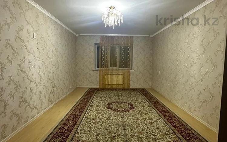 2-комнатная квартира · 70 м² · 2/5 этаж, мкр. Алтын орда, Ораз Татеұлы 2 — Ораза татеұлы за 200 000 ₸ в Актобе — фото 2