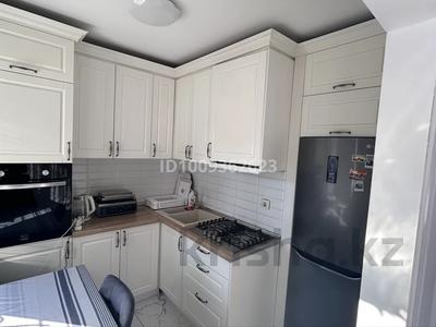 3-комнатная квартира · 54.8 м² · 1/5 этаж, авангард 4 мкр 15 за 25 млн 〒 в Атырау, мкр Авангард-4