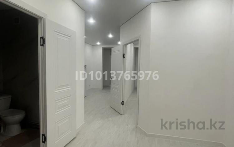 2-бөлмелі пәтер · 40 м² · 7/9 қабат, мкр Шугыла 340/46 5 корпус, бағасы: 180 000 ₸ в Алматы, Наурызбайский р-н — фото 2