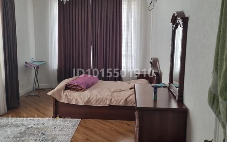 2-комнатная квартира · 96 м² · 16/16 этаж, Байтерекова 100/4 за 360 000 ₸ в Шымкенте, Каратауский р-н — фото 2