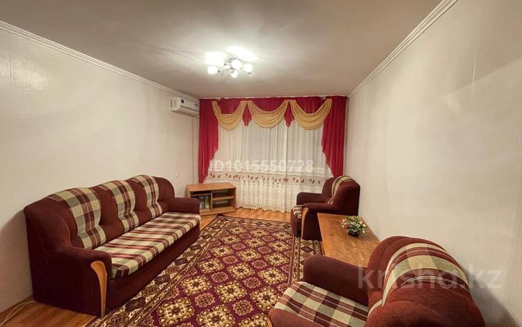 3-бөлмелі пәтер · 57.9 м² · 3/5 қабат, 4 ш/а 26, бағасы: 25 млн ₸ в Уральске, мкр 4 — фото 2