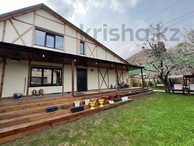 Продажа домов и дачи в Алматы: Отдельный дом · 6 комнат · 228 м² · 10.5 сот., мкр Хан Тенгри, Свежесть за 175 млн 〒 Отдельный дом · 6 комнат · 228 м² · 10.5 сот., мкр Хан Тенгри, Свежесть за 175 млн 〒 в Алматы, Бостандыкский р-н