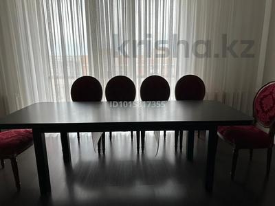 3-комнатная квартира · 110 м² · 10/13 этаж, Туркестан 14/1 за 64 млн ₸ в Астане, Есильский р-н