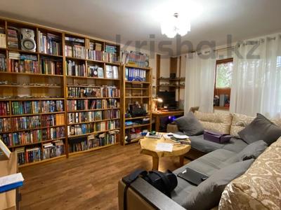 3-комнатная квартира · 89.8 м² · 2/6 этаж, мкр Болашак, Бокенбай батыра за 38 млн ₸ в Актобе