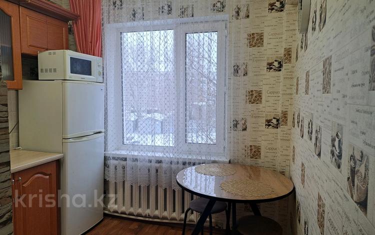 2-комнатная квартира · 50 м² · 2/5 этаж, проспект Ауэзова 27 за 15 000 ₸ в Семее — фото 23