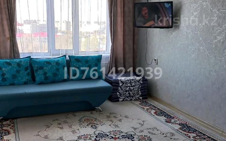 1-комнатная квартира · 41 м² · 9/9 этаж, Черекаева 18 — 8 школа за 15 млн ₸ в Уральске — фото 2