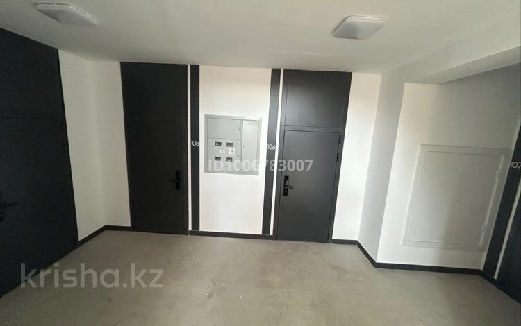 1-комнатная квартира · 47 м² · 8/10 этаж, Мустафы Шокая за 18.5 млн ₸ в Актобе — фото 2