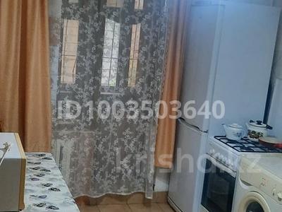 1-комнатная квартира · 40 м² · 1/5 этаж, Ихсанова 52 — Курмангазы за 13.5 млн 〒 в Уральске, мкр Школьник