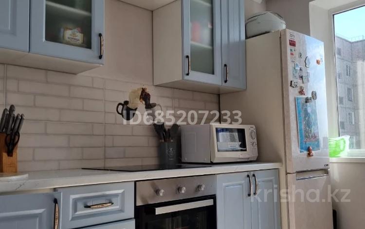 3-бөлмелі пәтер, 65 м², 6/9 қабат, Беркимбаева 92 — Гринвич, бағасы: 16.8 млн 〒 в Экибастузе — фото 2