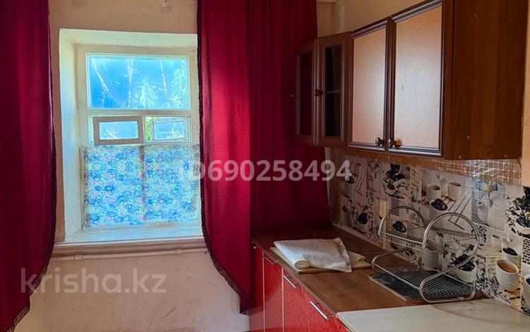 Жеке үй · 2 бөлме · 30 м² · 0.1 жүзд., Кольцова — 12 школы, бағасы: 60 000 ₸ в Актобе, мкр Москва — фото 6