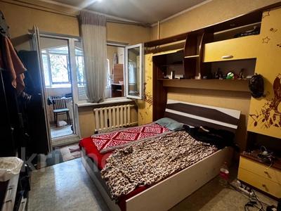 2-комнатная квартира · 58 м² · 2/9 этаж, мкр Аксай-4 за 37 млн ₸ в Алматы, Ауэзовский р-н