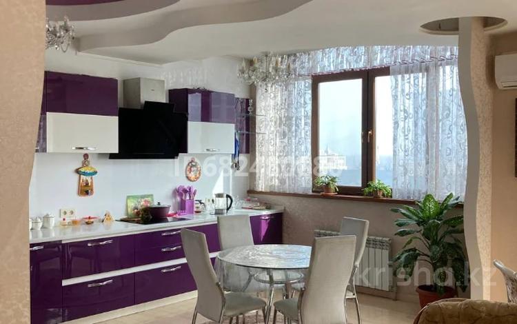 3-бөлмелі пәтер · 140 м² · 5/13 қабат, Каирбекова 35А, бағасы: 150 млн ₸ в Алматы, Медеуский р-н — фото 10