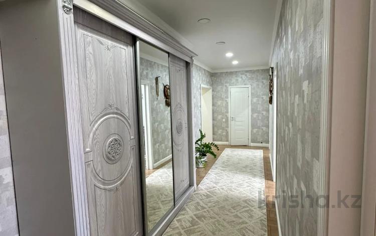 3-комнатная квартира · 105 м² · 9/9 этаж, мкр. Алтын орда, ораза татеулы 45в за 40 млн ₸ в Актобе — фото 2