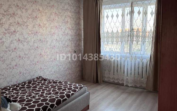 2-комнатная квартира · 50 м² · 5/5 этаж, Желтоксан 17 за 250 000 ₸ в Астане, Сарыарка р-н — фото 2