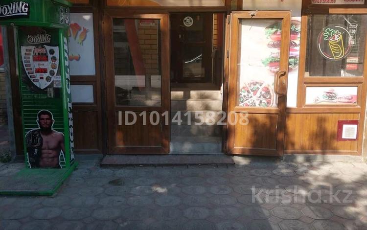 Дүкендер мен бутиктер · 110 м², бағасы: 1 млн ₸ в Семее — фото 2