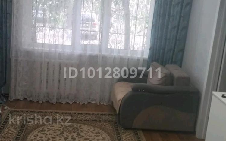 2-бөлмелі пәтер · 45 м² · 1/5 қабат, Горняков — Район Богатырского универсама, бағасы: 12 млн ₸ в Экибастузе — фото 2